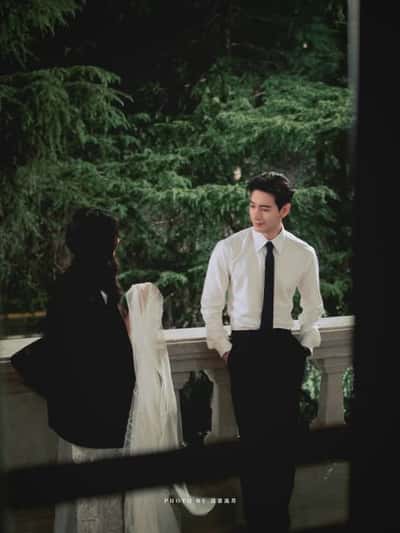 Sau Khi Cô Gái Bình Thường Thất Tình