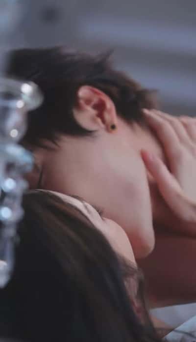 Tôi Ôm Nhầm Người Rồi